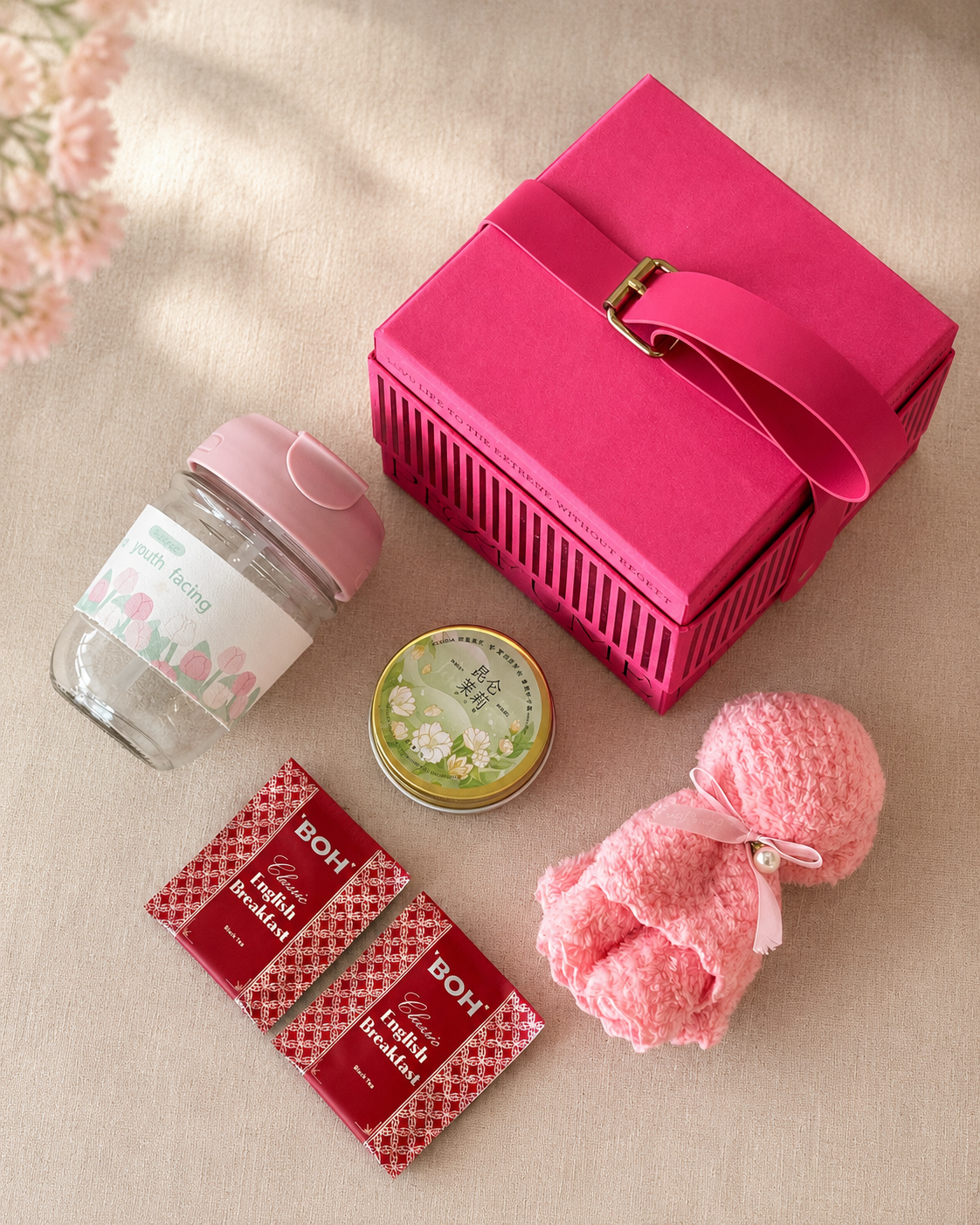 First Love gift box containment